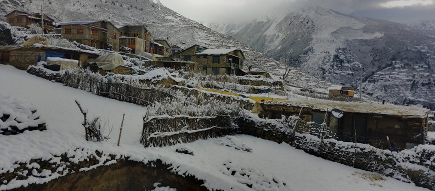 पाँचवटा प्रदेशमा बदली, तीनमा हिमपातको सम्भावना
