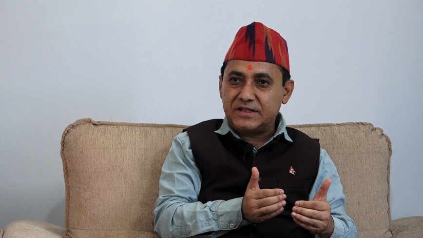 नागरिकलाई मुस्कान दिने सेवा चाहियो : विश्वप्रकाश शर्मा