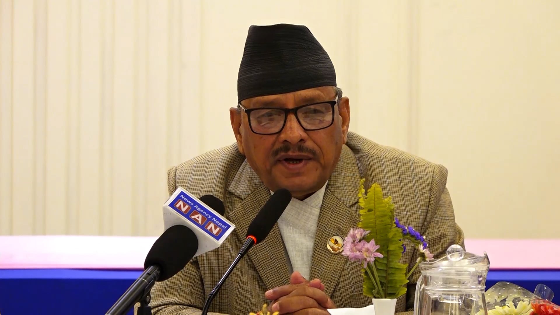 मन्त्री र सांसदहरूले समय दिन नसक्दा कानुन बन्न ढिला भयो : सभापति थापा