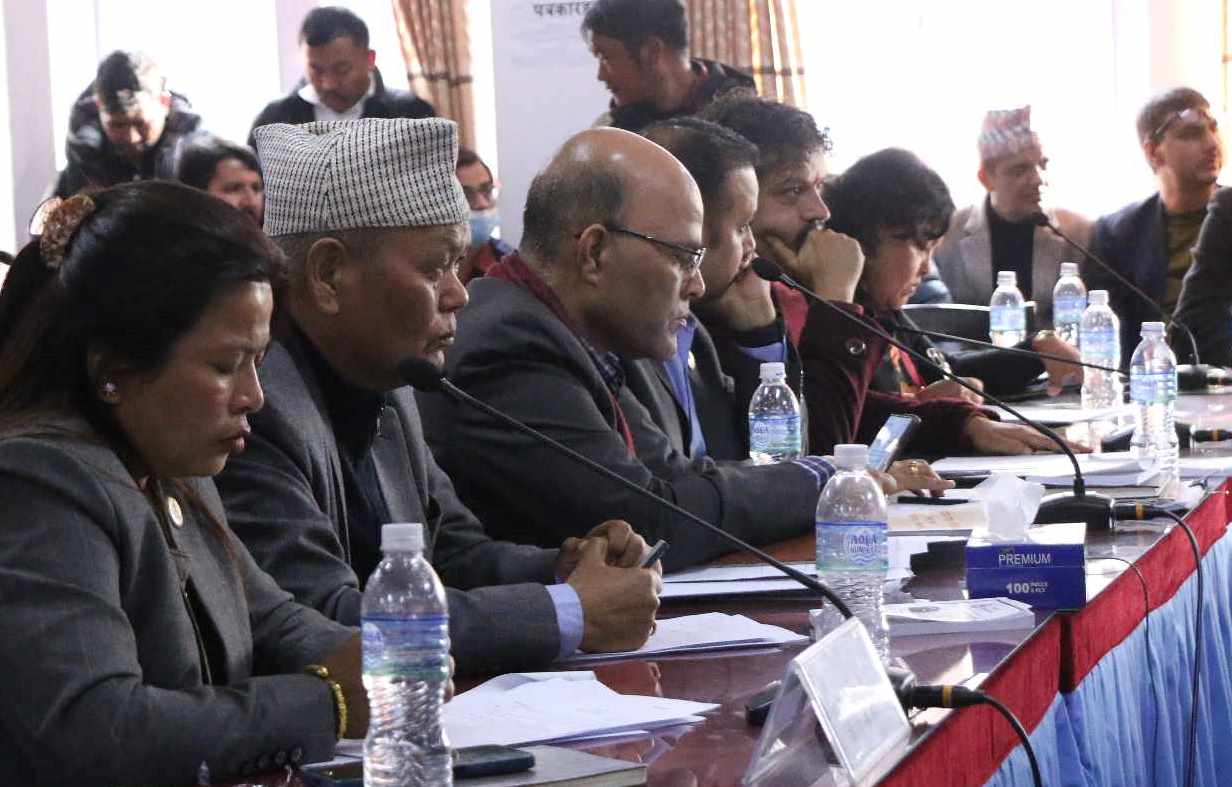 एनसेल खरिद–बिक्रीमा ठूला नेता र उच्च पदस्थबाट ‘डिल’ : अमरेश सिंह