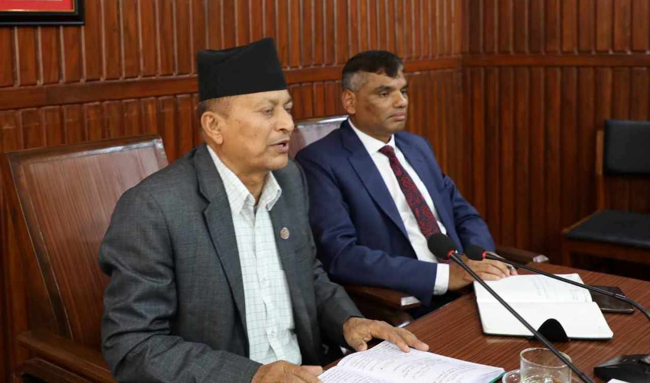 मालपोत र नापी कार्यालयलाई बिचौलियामुक्त बनाउन मन्त्रीको निर्देशन