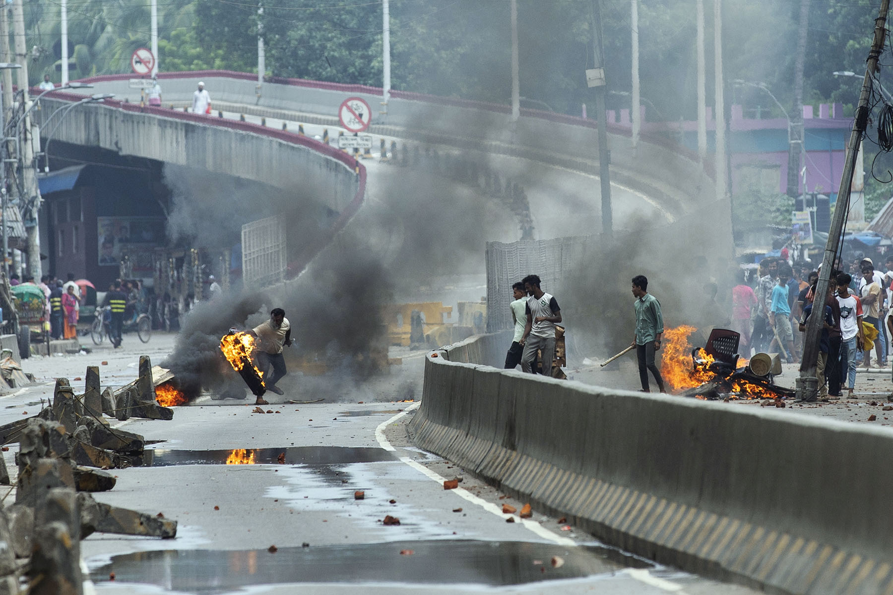 Bangladesh-Student-Protest-(18)-1722872728.jpg