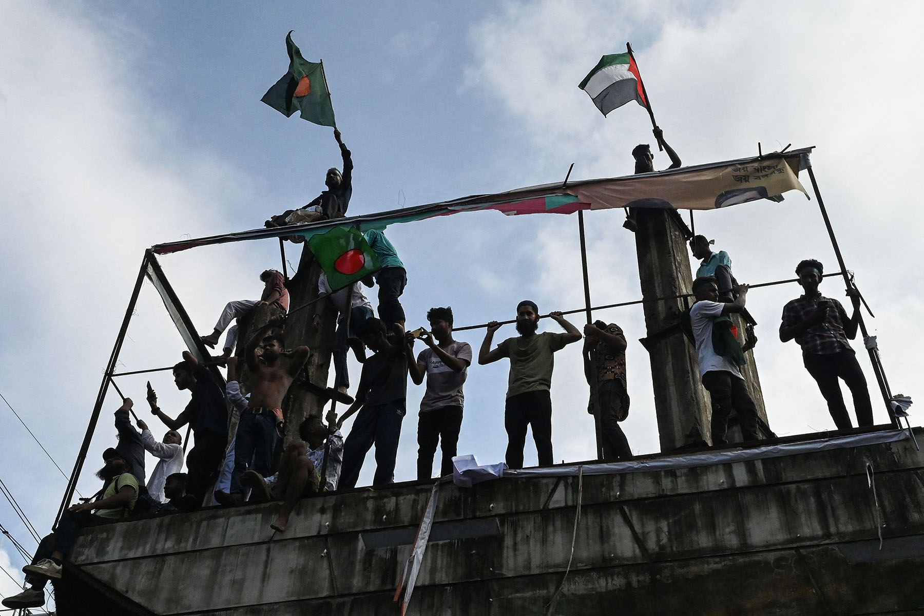 Bangladesh-Student-Protest-(8)-1722872715.jpg