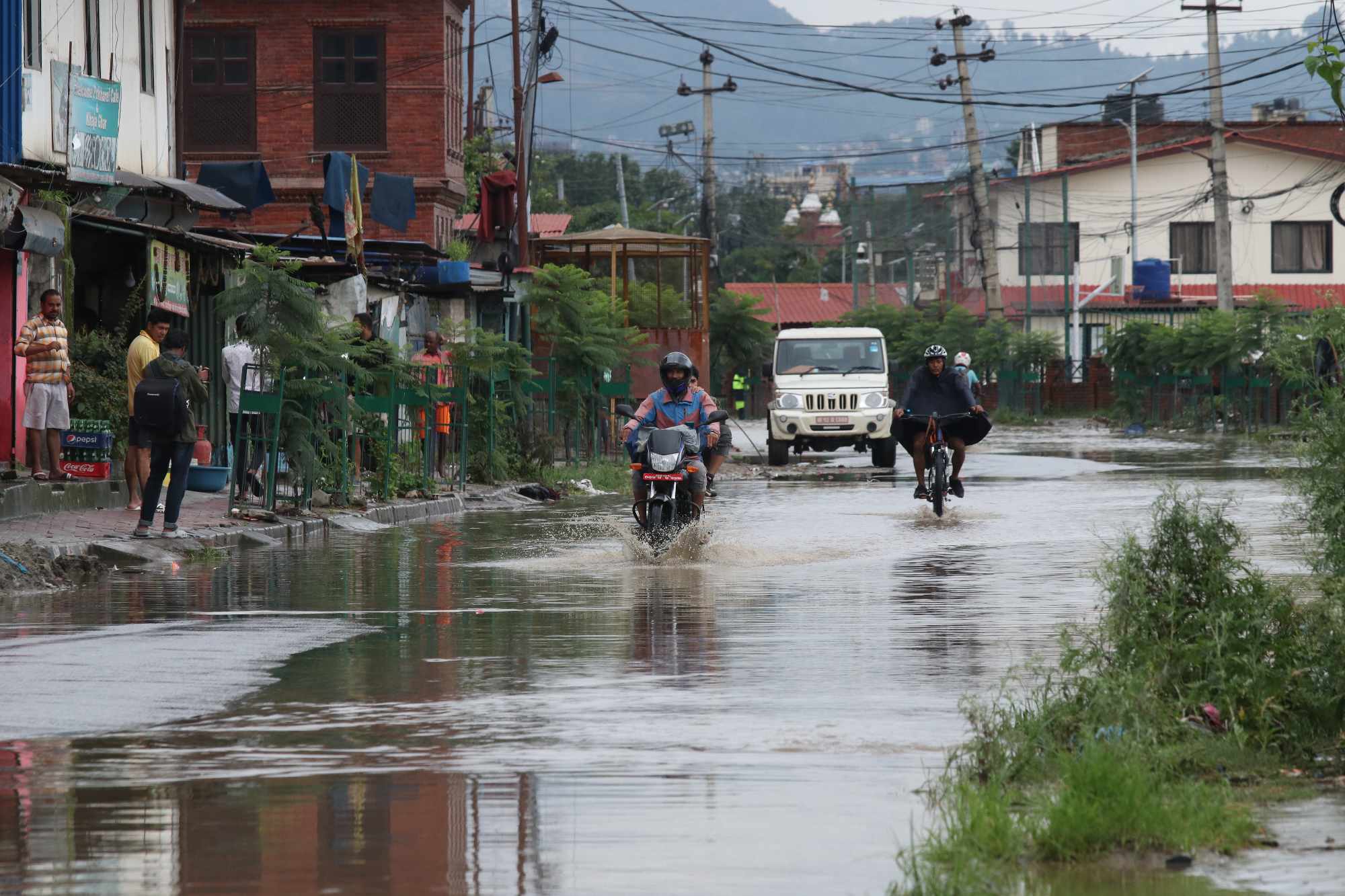 Barsa_Pani_Rain_Ktm_BAdi-(3)-1722933211.jpg