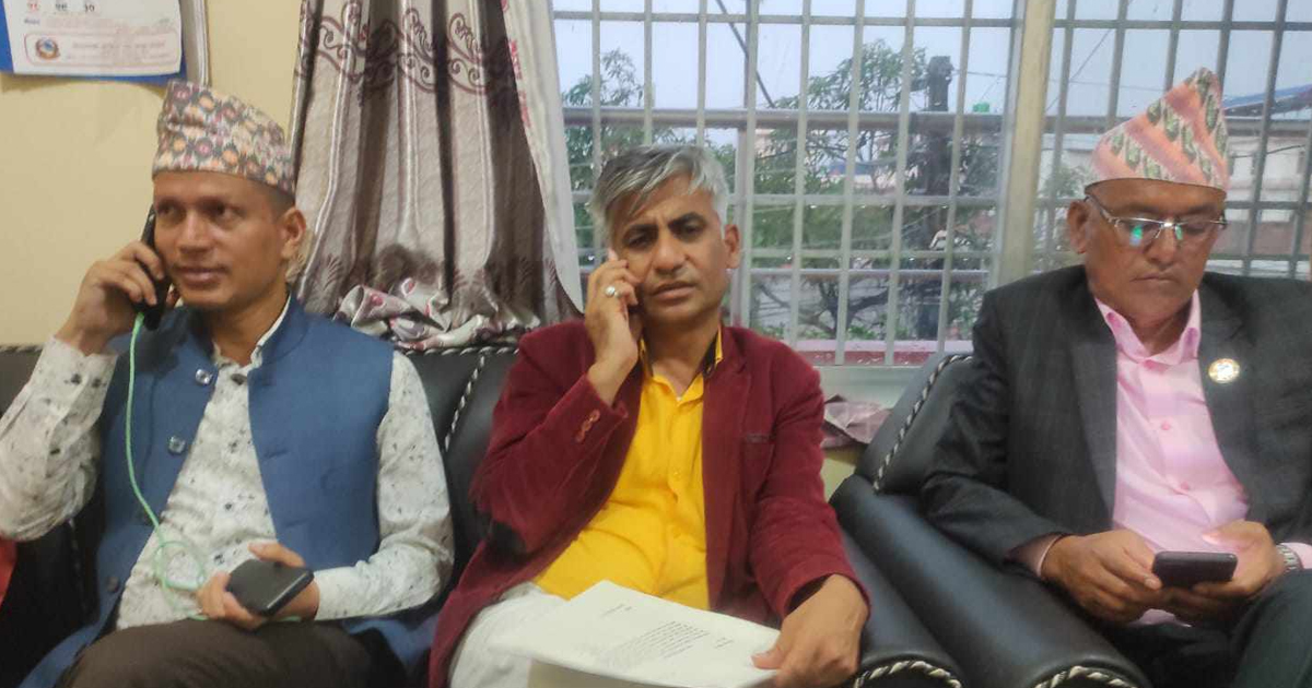 केदार कार्कीलाई साथ दिने यी हुन् कांग्रेसका आठ सदस्य