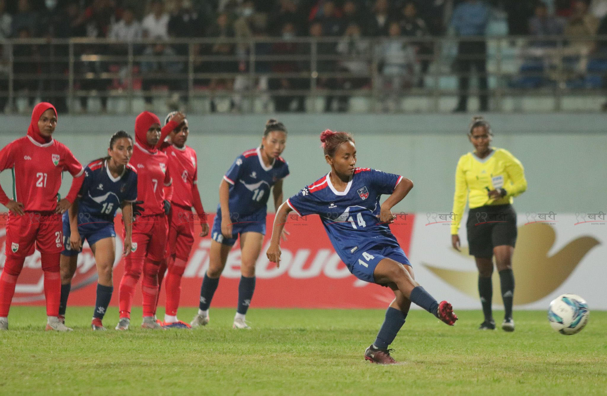 Nepali-Women-Football-vs-Maldives-(13)-1729522332.jpg