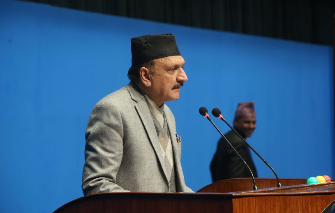 बैंकहरूमा तरलता सहज छ, निक्षेप र कर्जा लगानी बढेको छ : अर्थमन्त्री महत