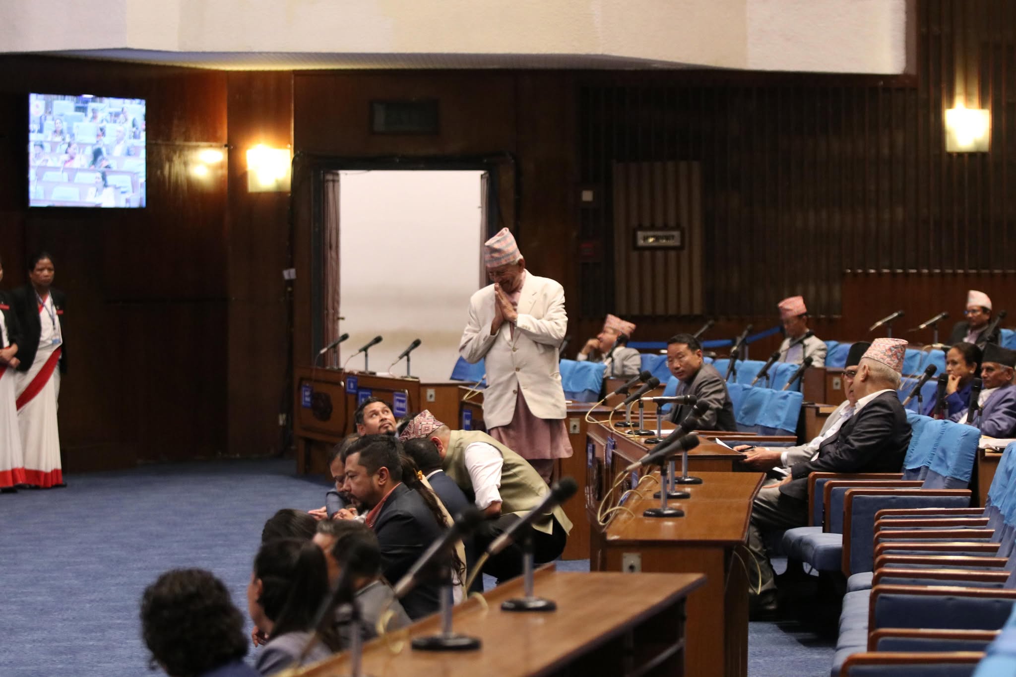 Raswapa-Parliament-(2)-1750061884.jpg