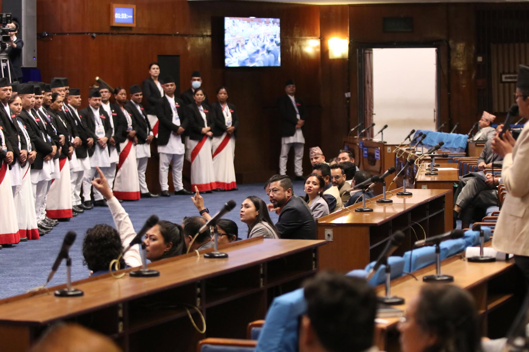 Raswapa-Parliament-(8)-1750061886.jpg