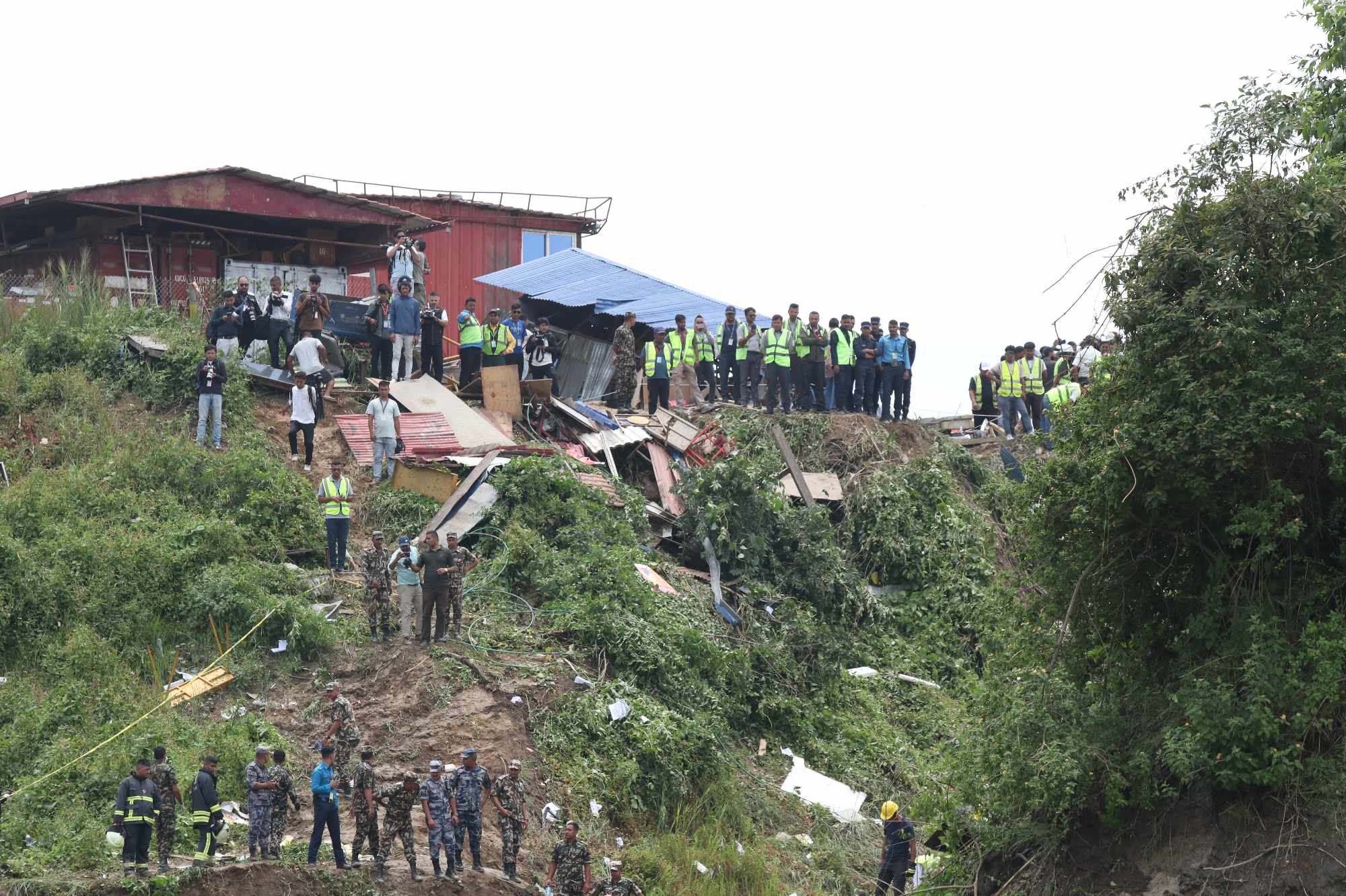 biman_Accident-(11)-1721811469.jpg