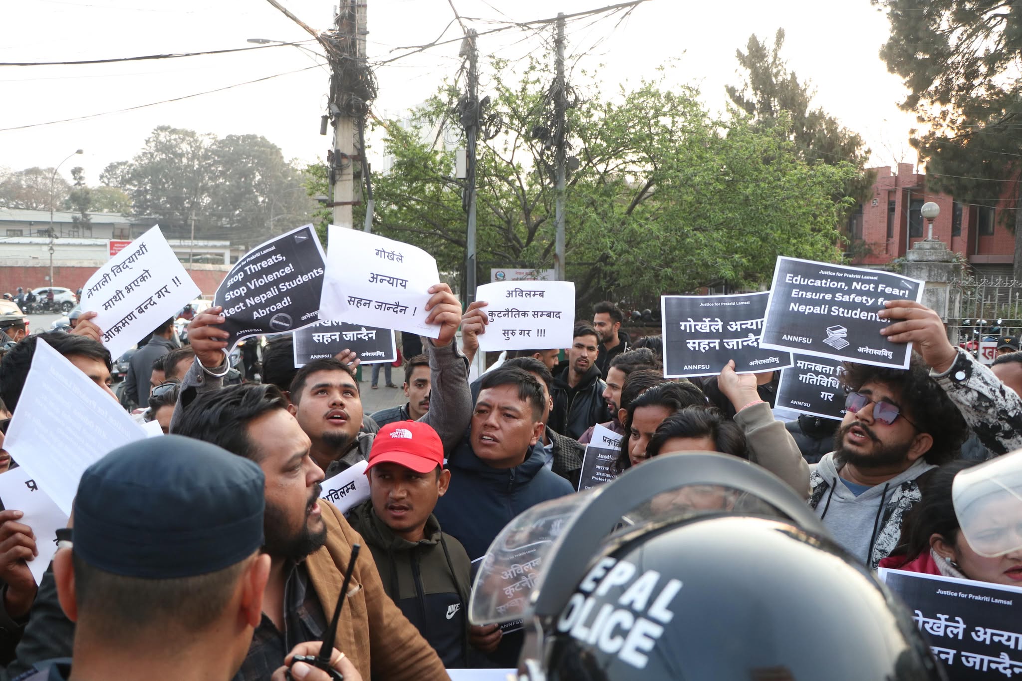 nepali-stdent-in-front-of-indian-embassy-(7)-1739794059.jpg